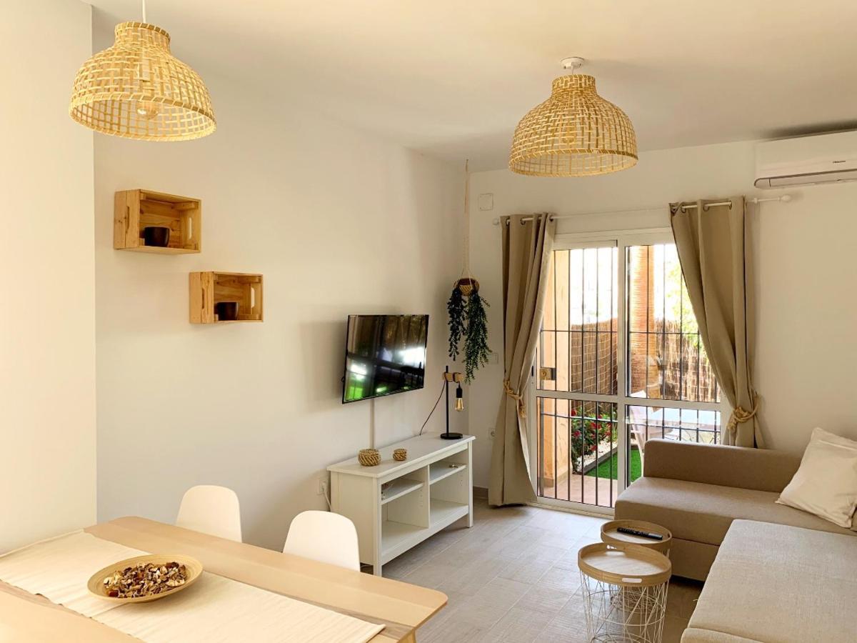 Апартаменти Marinas Sol - Tu Hogar Con Jardin Privado! Бера Екстер'єр фото