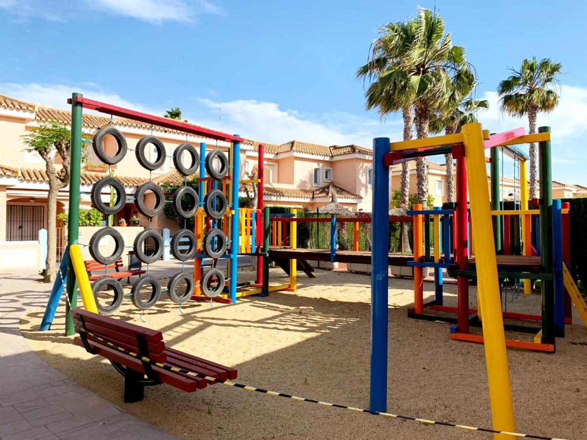 Апартаменти Marinas Sol - Tu Hogar Con Jardin Privado! Бера Екстер'єр фото